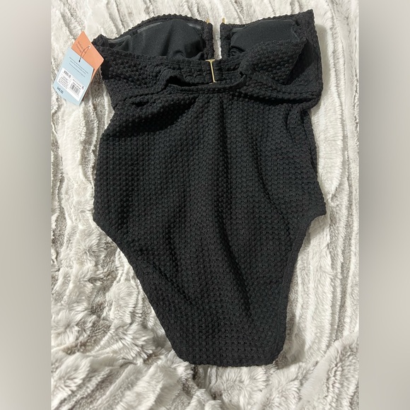 Black Strapless One Piece Swimsuit - Picture 3 of 4